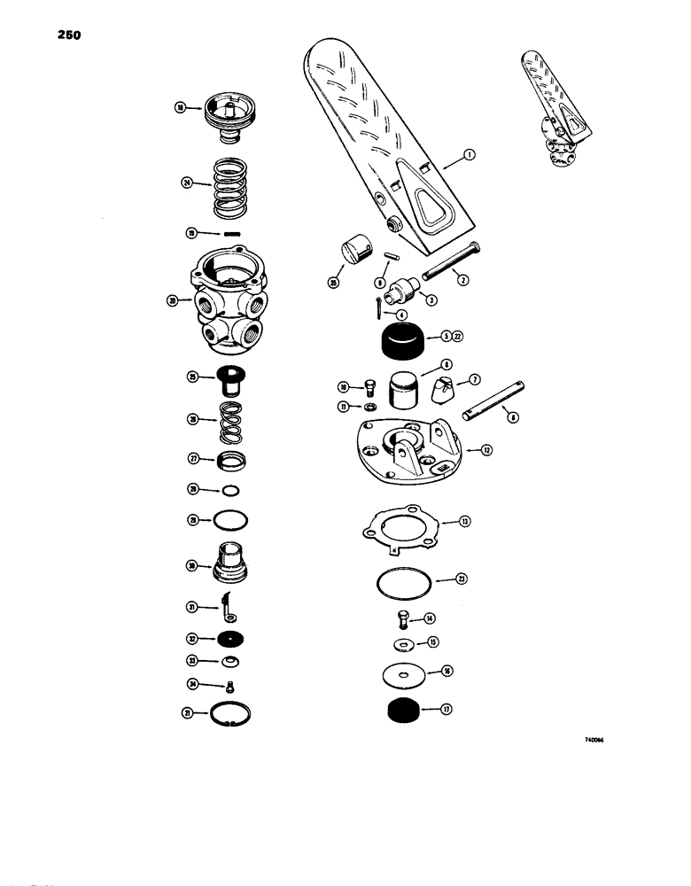 Схема запчастей Case 680E - (250) - BRAKE SYSTEM, L53600 AND L53601 TREADLE AND BRAKE VALVES (33) - BRAKES & CONTROLS