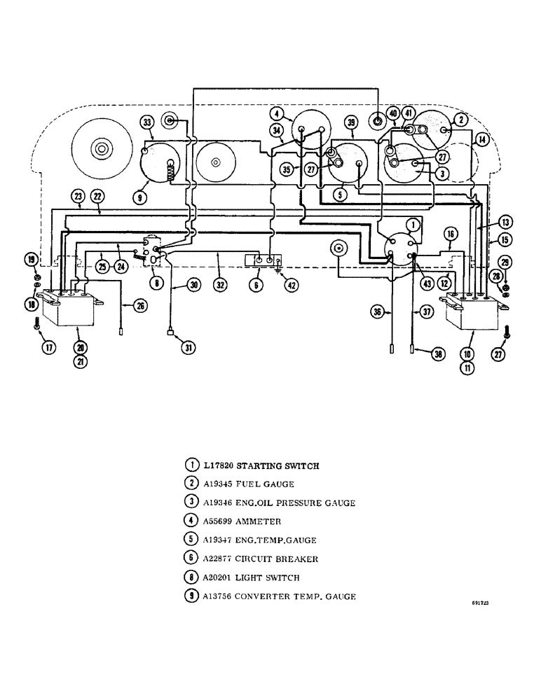 Схема запчастей Case W8B - (072) - INSTRUMENT PANEL, GAS ENGINE, ALTERNATOR ELECTRICAL SYSTEM PRIOR TO LOADER SN. 9805550 (06) - ELECTRICAL SYSTEMS