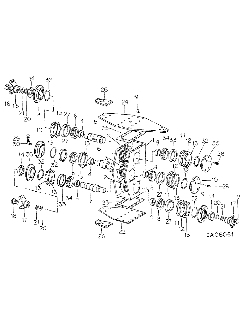 Схема запчастей Case IH 4786 - (07-11) - DRIVE TRAIN, TRANSFER CASE (04) - Drive Train