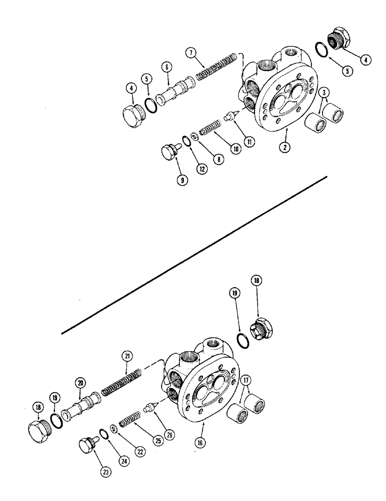 Схема запчастей Case IH 2470 - (348) - HYDRAULIC PUMP REAR COVER, WITH SCREW TYPE FLOW DIVIDER PLUGS, FOR A141223 PUMP (08) - HYDRAULICS