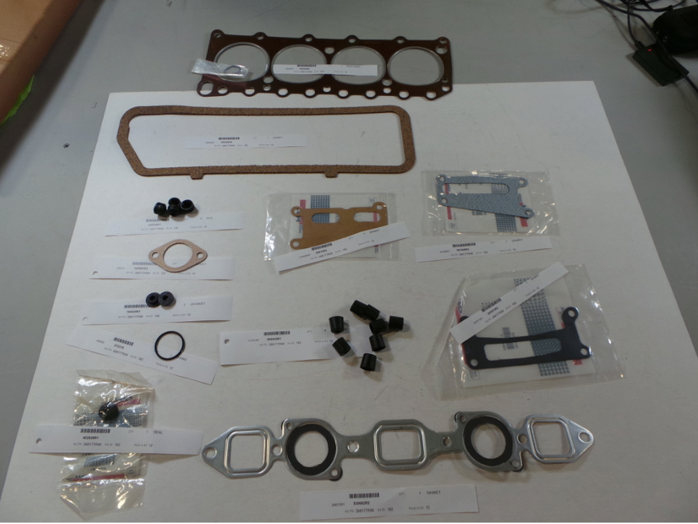 Схема запчастей Case IH C-200 - (J-26) - PACKAGE GASKET 