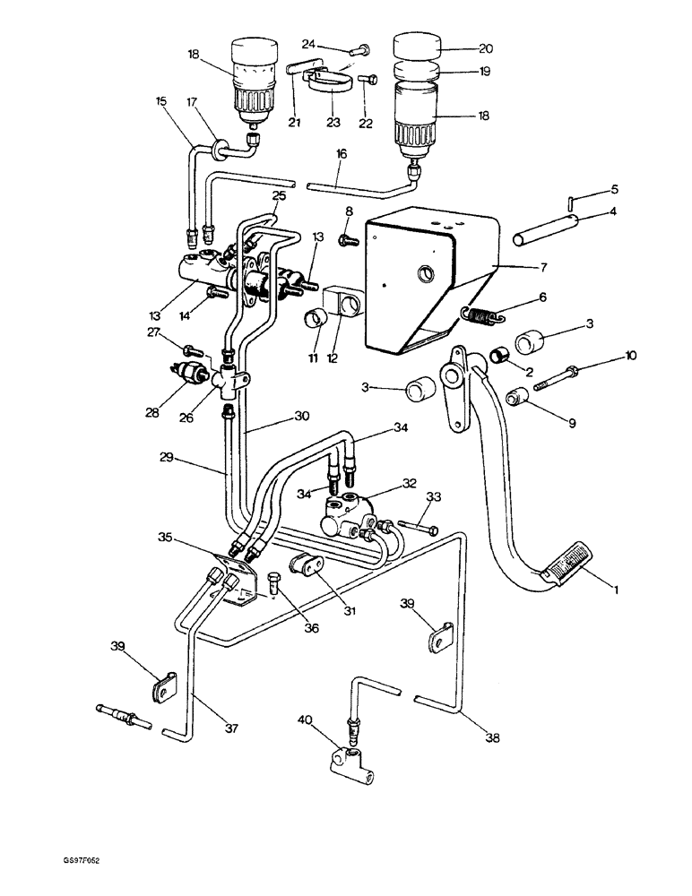 Схема запчастей Case IH 885 - (7-10) - BRAKE MASTER CYLINDERS AND PIPES, 885Q HIGHWAY TRACTORS (07) - BRAKES