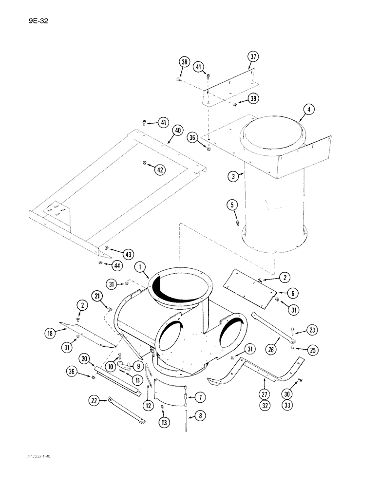 Схема запчастей Case IH 1640 - (9E-32) - LOWER GRAIN TANK UNLOADER HOUSING, SERIAL NO. JJC0035422 & AFTER (17) - GRAIN TANK & UNLOADER