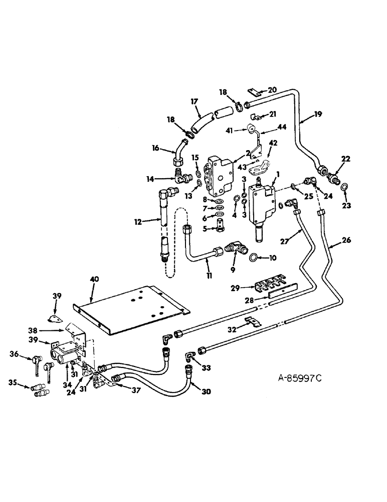 Схема запчастей Case IH 4186 - (10-08) - HYDRAULICS, HYDRAULIC CONTROL VALVE, TUBES AND SELF-SEALING COUPLING (07) - HYDRAULICS