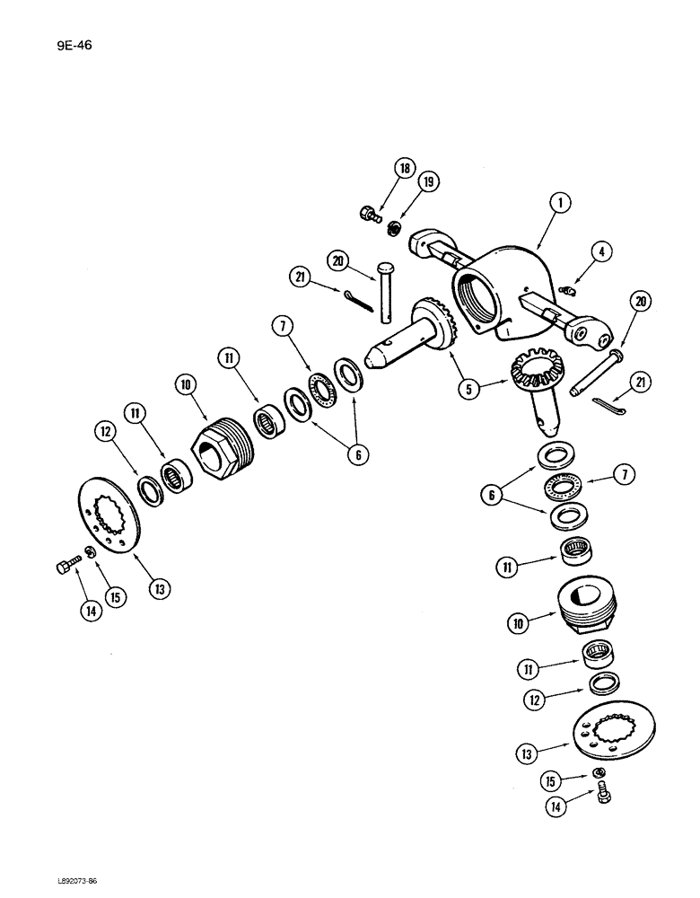 Схема запчастей Case IH 1680 - (9E-46) - UNLOADER UPPER GEAR HOUSING ASSEMBLY, PRIOR TO P.I.N. JJC0115352 (17) - GRAIN TANK & UNLOADER