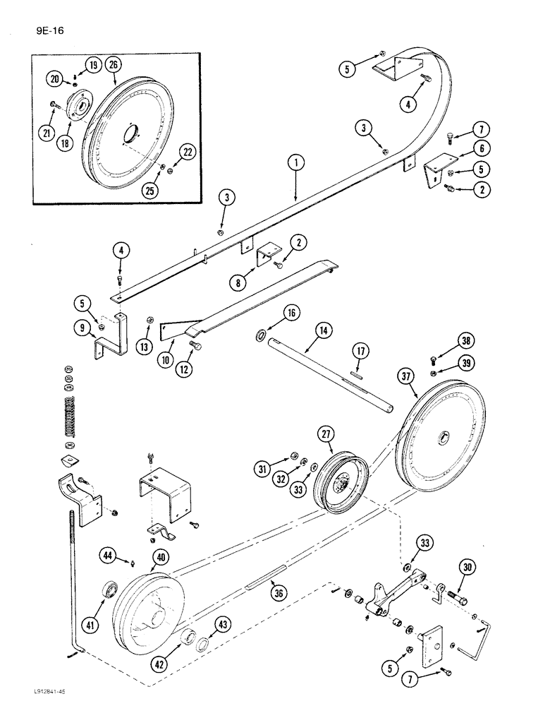 Схема запчастей Case IH 1680 - (9E-16) - GRAIN TANK UNLOADER BELT DRIVE, P.I.N. JJC0115352 AND AFTER (17) - GRAIN TANK & UNLOADER