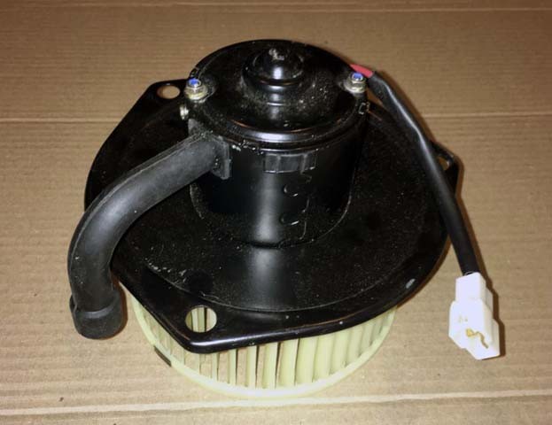 Мотор отопителя 195-911-4660 Komatsu (PC400-6, PC400-7, PC40