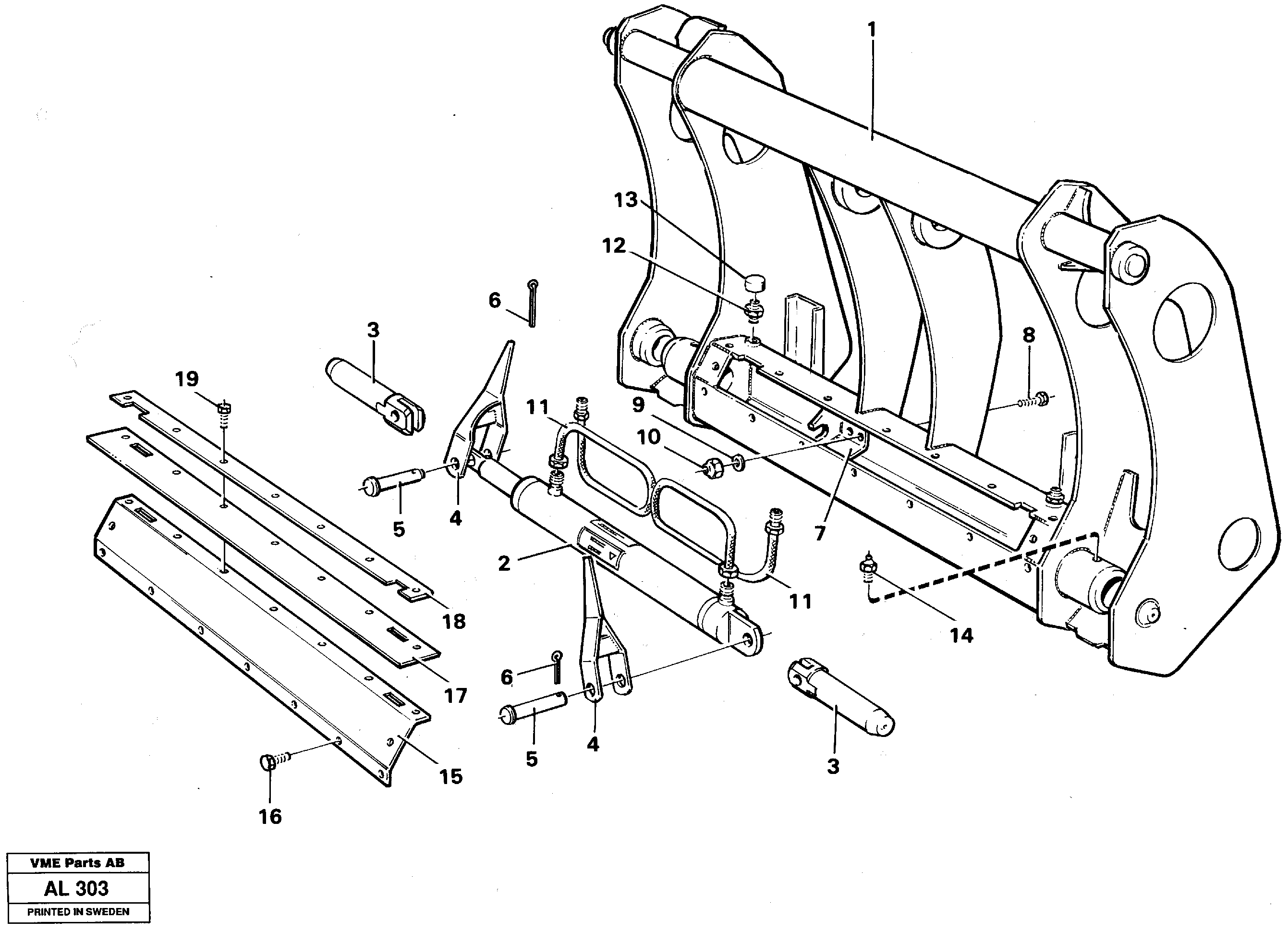 Схема запчастей Volvo L70B - 18151 Attachment bracket L70B/L70C VOLVO BM VOLVO BM L70B/L70C SER NO - 13115