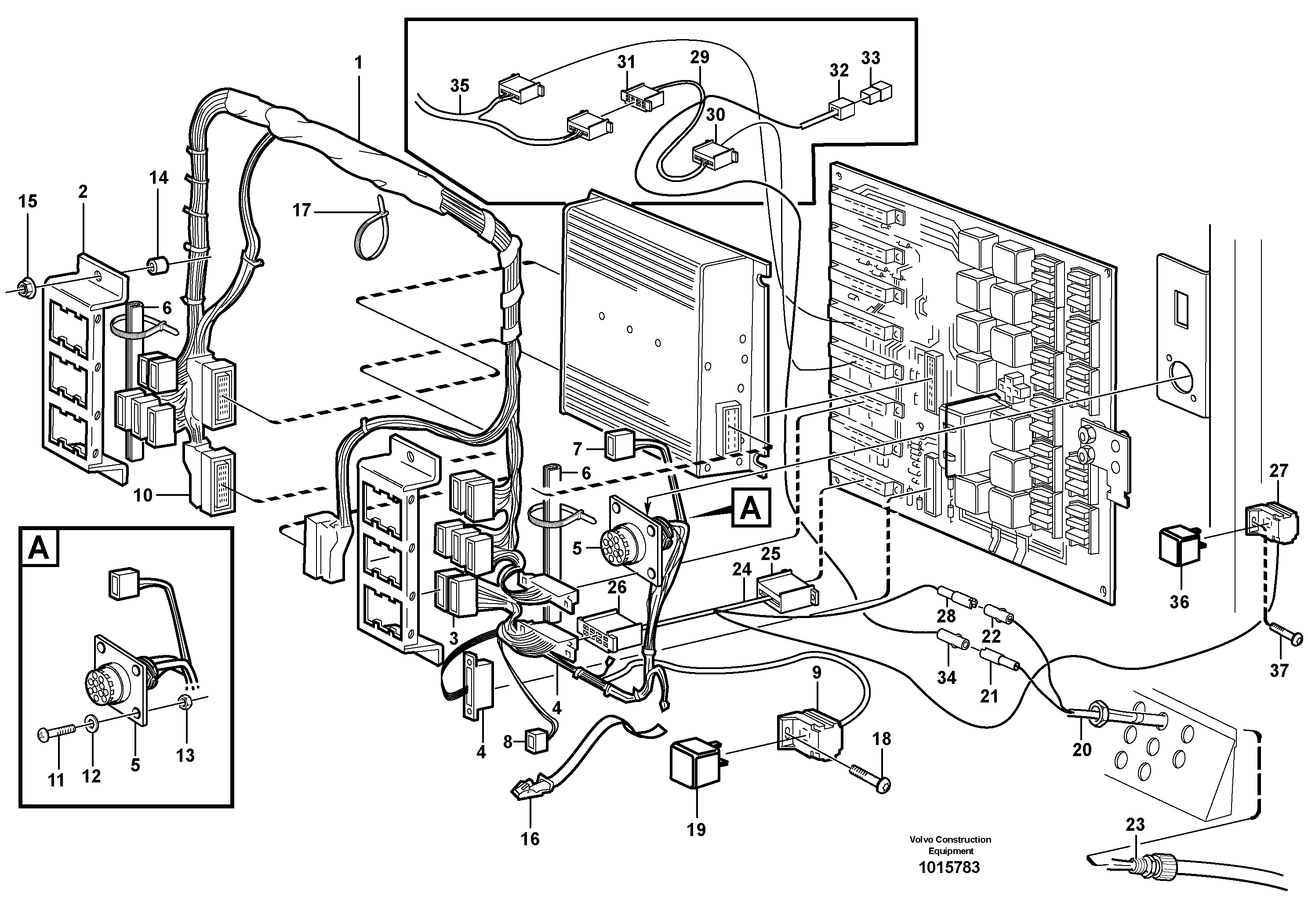 Схема запчастей Volvo L120E - 62135 Electrical distribut.unit and cable harness L120E S/N 16001 - 19668 SWE, 64001- USA, 70701-BRA